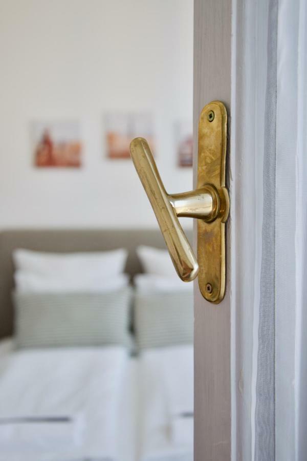 Standard Apartment By Hi5 - Anker 1 Budapeste Exterior foto
