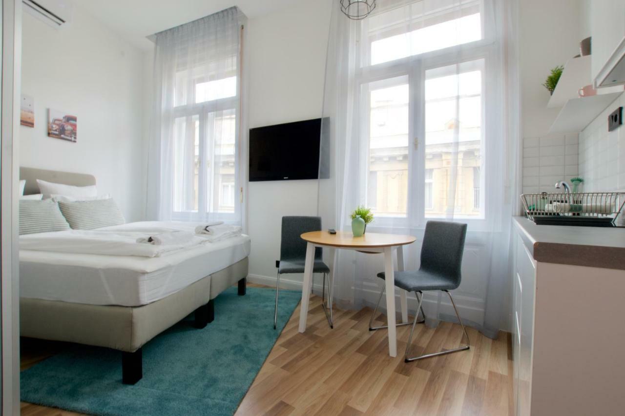 Standard Apartment By Hi5 - Anker 1 Budapeste Exterior foto
