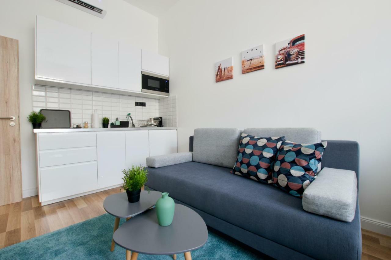 Standard Apartment By Hi5 - Anker 1 Budapeste Exterior foto